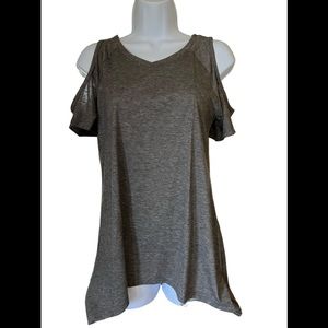 NWOT Urban CoCo cold shoulder top